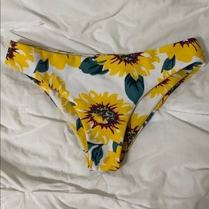 Sunflower Swim Set